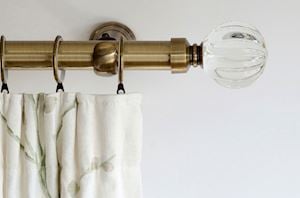 Laura Ashley 28mm Vivien Curtain Pole Antique Brass - Thumbnail 2