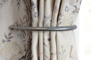 Laura Ashley Grey Ball End Curtain Holdbacks - Thumbnail 2