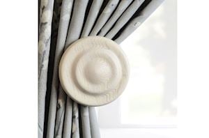 Laura Ashley Haywood White Curtain Holdback - Thumbnail 2