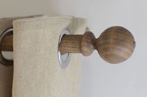 Laura Ashley Mitchell 28mm Wooden Eyelet Pole Light Chestnut - Thumbnail 2