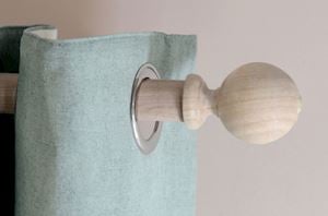 Laura Ashley Mitchell 28mm Wooden Eyelet Pole Washed White - Thumbnail 2