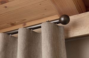 Silent Gliss 7610 30mm Metropole Ball Ecru Curtain Pole - Thumbnail 4